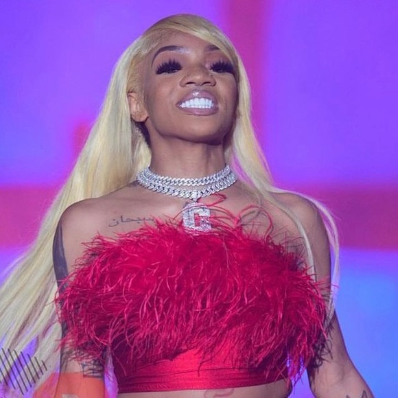 Custom Two Piece Feather Set - Picture 3 of 3